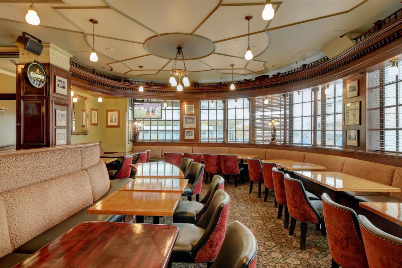 Strathcona Hotel Victoria Luaran gambar
